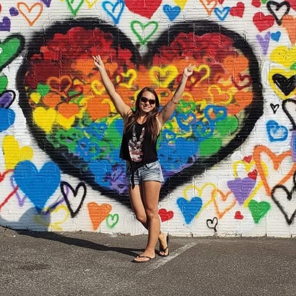 Meet your Posher, Pinits - Picture 1 of 1